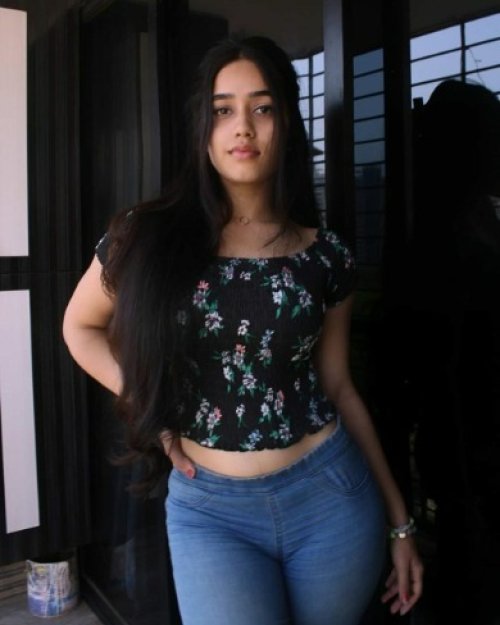 Independent Hyderabad Call Girls: The Sophisticated Socialite