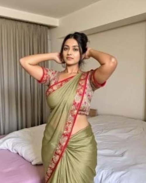 Mumbai VIP Call Girls: The Quiet Confidante